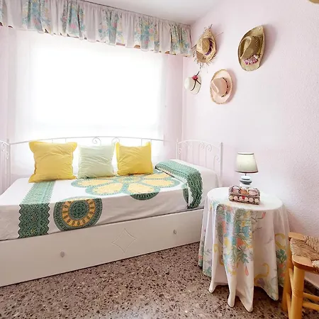In Gandia Playa With Kitchenette Apartment *